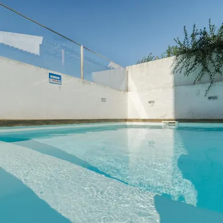 Casa Da Azoia N4 *
